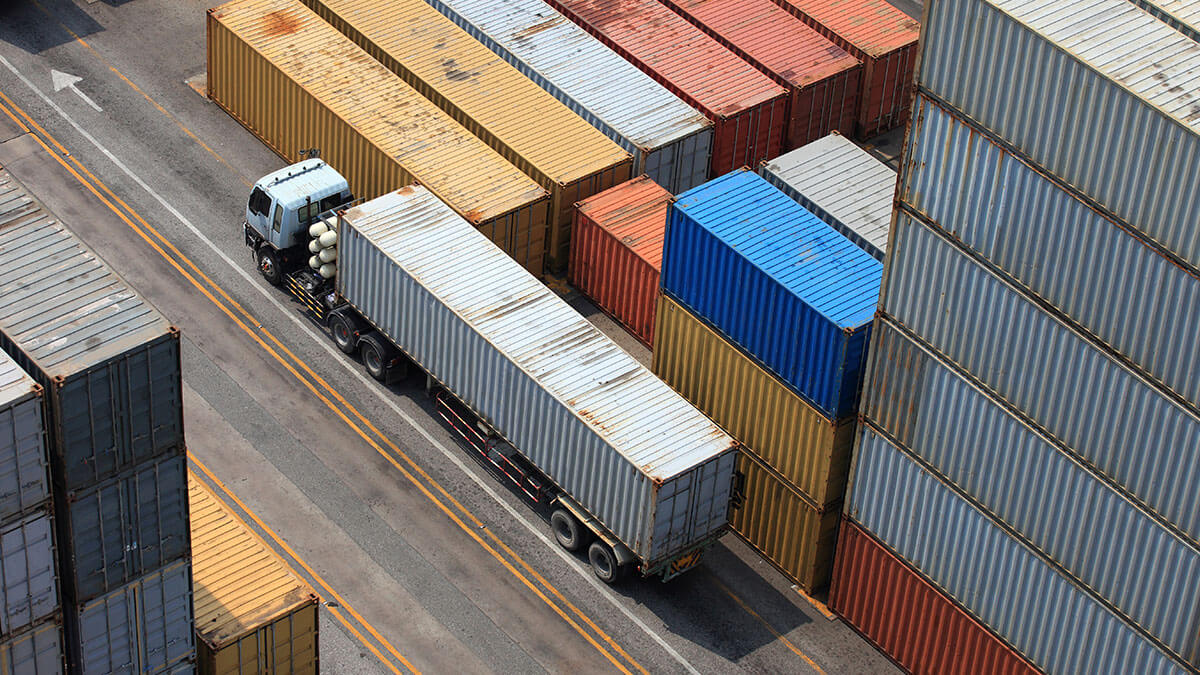 The Essential Guide to Drayage: Understanding Its Role in Logistics